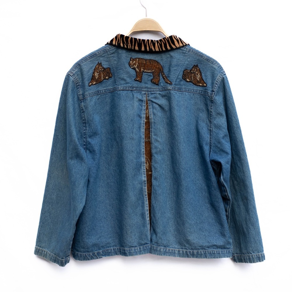 Vtg Tantrums Denim Jacket Womens XL Tiger Embroidered Velvet Collar Safari India - Picture 2 of 12